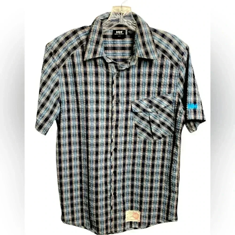 Helly Hansen men’s seersucker, short sleeve button down casual shirt Size M